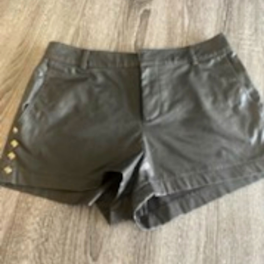 Forever 21 shorts size L